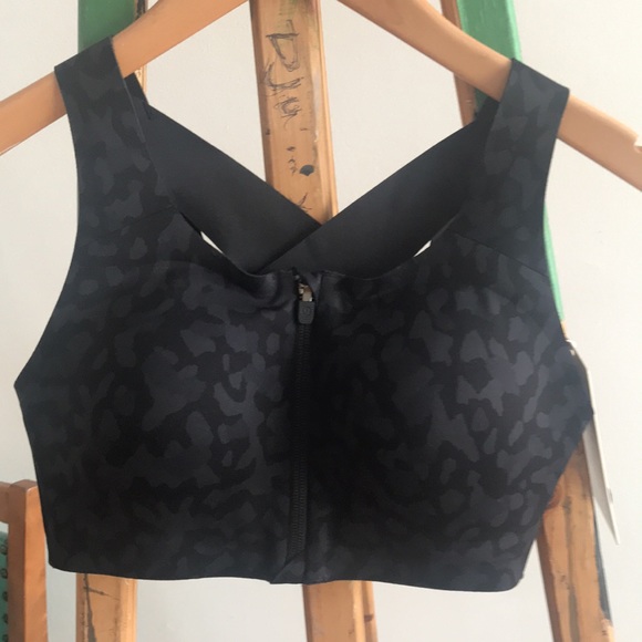 Lululemon Sports bra NWT - Picture 2 of 4